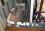 給湯器・温水器緊急修理・配管からの水漏れ